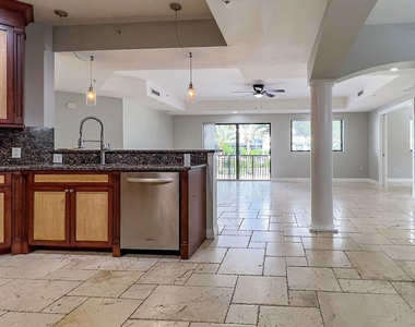 4241 N Ocean Boulevard N - Photo Thumbnail 38