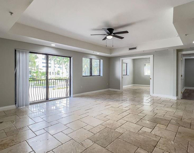 4241 N Ocean Boulevard N - Photo Thumbnail 15