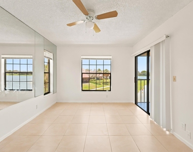 2600 Greenwood Terrace - Photo Thumbnail 11