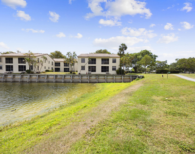 2600 Greenwood Terrace - Photo Thumbnail 27