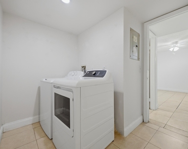 105 Woodland Road - Photo Thumbnail 25