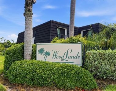 105 Woodland Road - Photo Thumbnail 39
