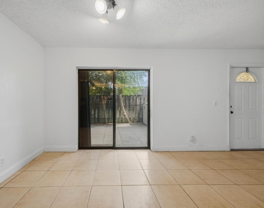105 Woodland Road - Photo Thumbnail 13