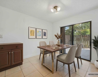 105 Woodland Road - Photo Thumbnail 12