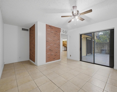 105 Woodland Road - Photo Thumbnail 20