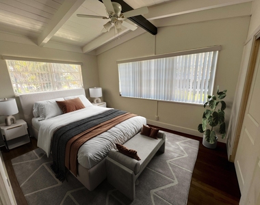 2518 Key Largo Lane - Photo Thumbnail 12