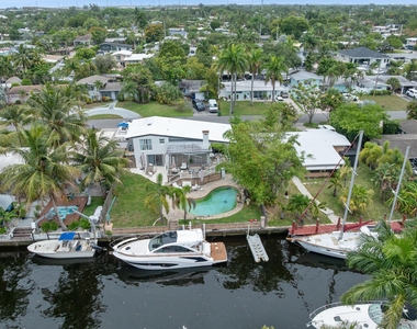 2518 Key Largo Lane - Photo Thumbnail 1