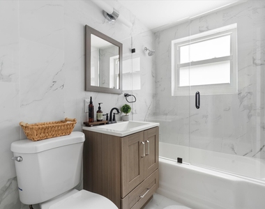 2518 Key Largo Lane - Photo Thumbnail 13