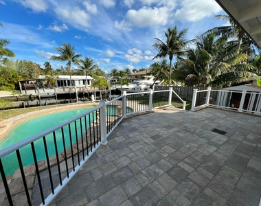2518 Key Largo Lane - Photo Thumbnail 14