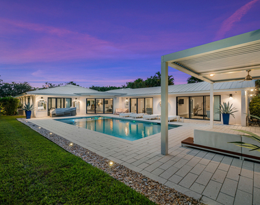 1117 Lake Drive - Photo Thumbnail 35