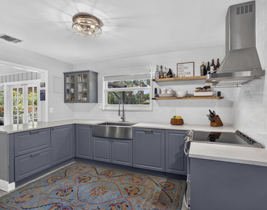 338 Hunter Street - Photo Thumbnail 16
