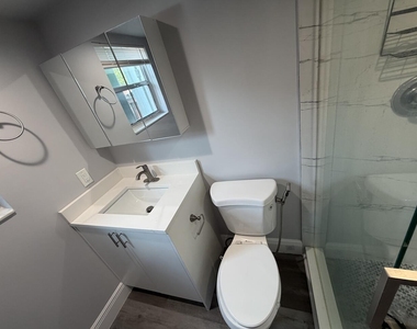 320 Sw 1st Street - Photo Thumbnail 12