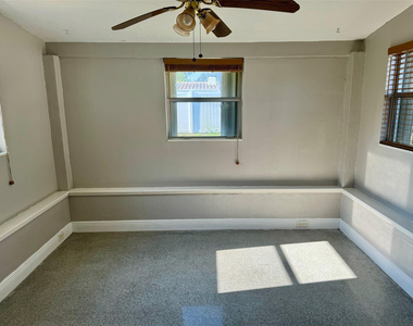 2624 Ne 8th Court - Photo Thumbnail 8