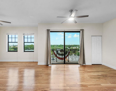 511 Lucerne Avenue - Photo Thumbnail 5