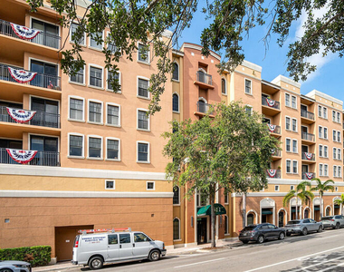 511 Lucerne Avenue - Photo Thumbnail 2