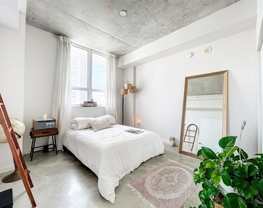 234 Ne 3rd Street - Photo Thumbnail 13