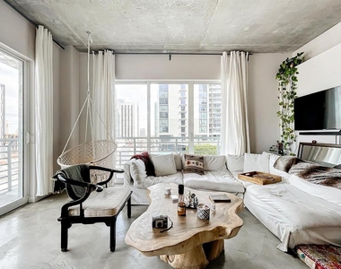 234 Ne 3rd Street - Photo Thumbnail 5