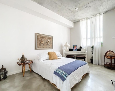 234 Ne 3rd Street - Photo Thumbnail 8