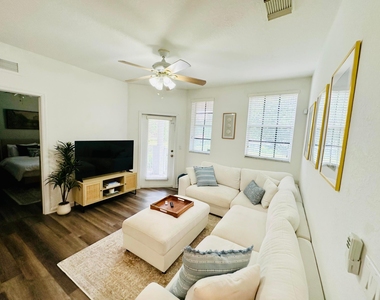 4802 W Bexley Park Drive - Photo Thumbnail 6