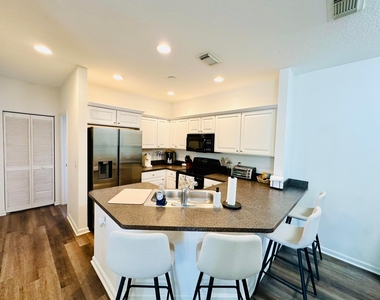 4802 W Bexley Park Drive - Photo Thumbnail 7