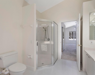 5279 Brookview Drive - Photo Thumbnail 22