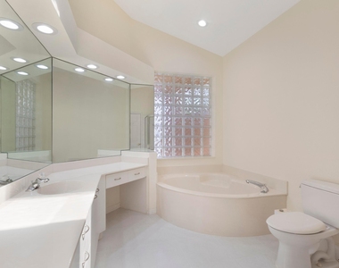 5279 Brookview Drive - Photo Thumbnail 21