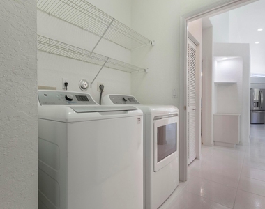 5279 Brookview Drive - Photo Thumbnail 29