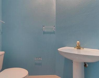 5279 Brookview Drive - Photo Thumbnail 17