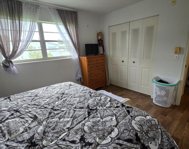 357 Markham P - Photo Thumbnail 8