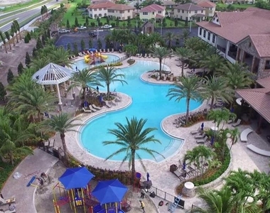 9860 Blue Isle Bay - Photo Thumbnail 12