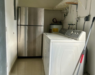 7470 Nw 7th Place - Photo Thumbnail 18