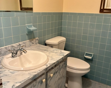 7470 Nw 7th Place - Photo Thumbnail 19