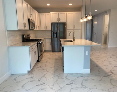 12049 Sw Jasper Lake Way - Photo Thumbnail 4