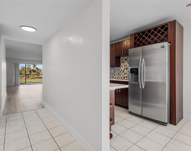 8205 Nw 61st Street - Photo Thumbnail 8