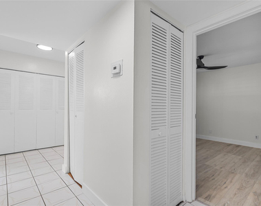 8205 Nw 61st Street - Photo Thumbnail 9