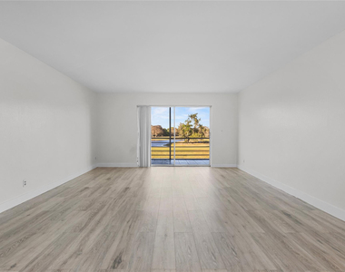 8205 Nw 61st Street - Photo Thumbnail 16