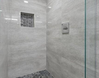 2206 S Cypress Bend Drive - Photo Thumbnail 10