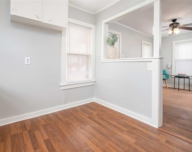 2415 Linn Avenue - Photo Thumbnail 9
