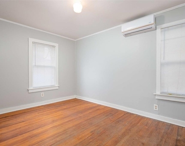 2415 Linn Avenue - Photo Thumbnail 1