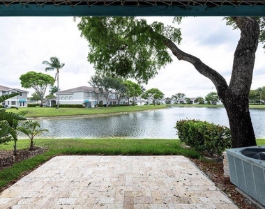 9217 Boca Gardens Circle S - Photo Thumbnail 16