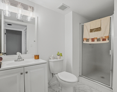 8296 Nw 24th Street - Photo Thumbnail 17