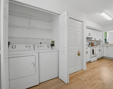 8296 Nw 24th Street - Photo Thumbnail 12