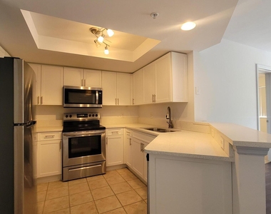 4163 N Haverhill Road - Photo Thumbnail 3