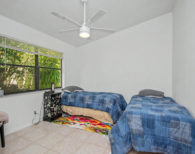 7678 Solimar Circle - Photo Thumbnail 26