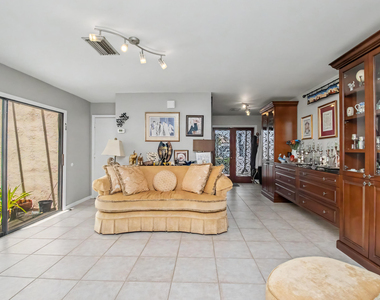 7678 Solimar Circle - Photo Thumbnail 7
