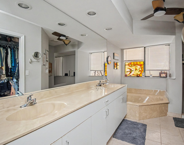 7678 Solimar Circle - Photo Thumbnail 24
