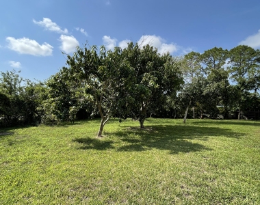 17548 32nd Lane N - Photo Thumbnail 32