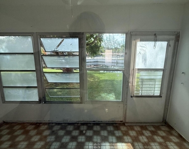 5750 Nw 64th Avenue - Photo Thumbnail 4
