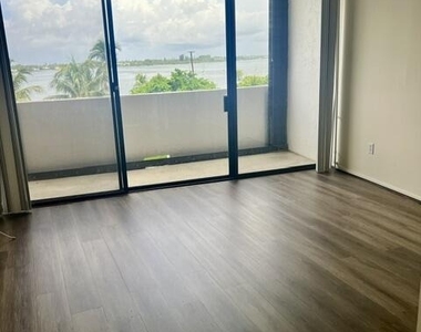 5200 N Flagler Drive - Photo Thumbnail 24