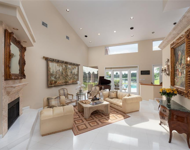 3190 Willow Lane - Photo Thumbnail 10